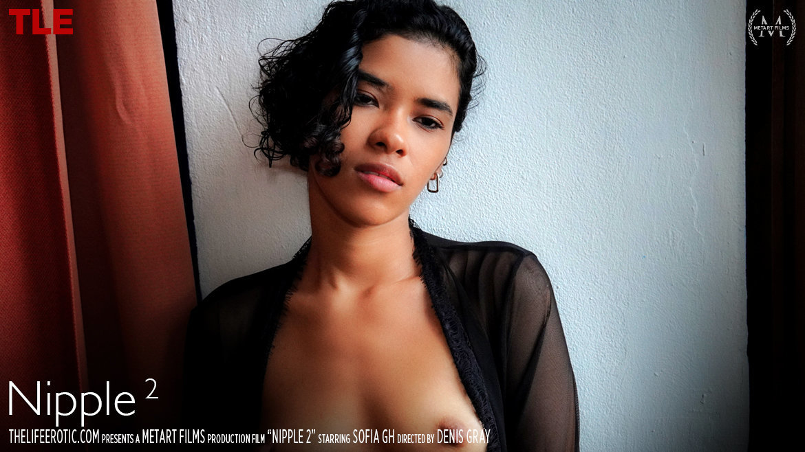 Nipple 2 – Sofia GH